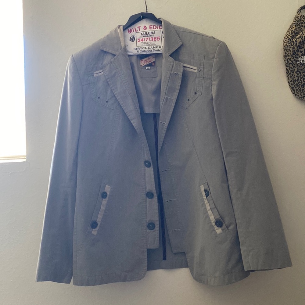 Like New RNT23 Blazer - Picture 2 of 3
